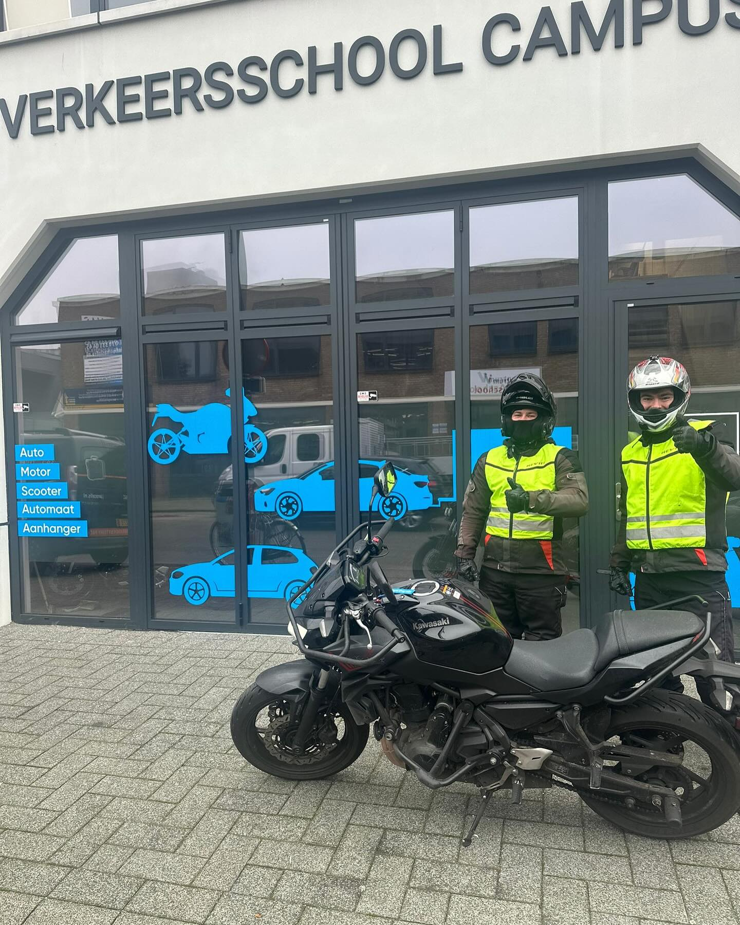 rijschool Delft b4d100dc029498393d2b48a07ab19b1b